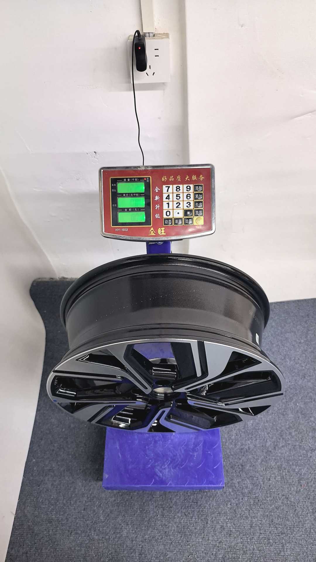 Suitable for the original wheel style of the Neta U, brand new 18inch ET:43