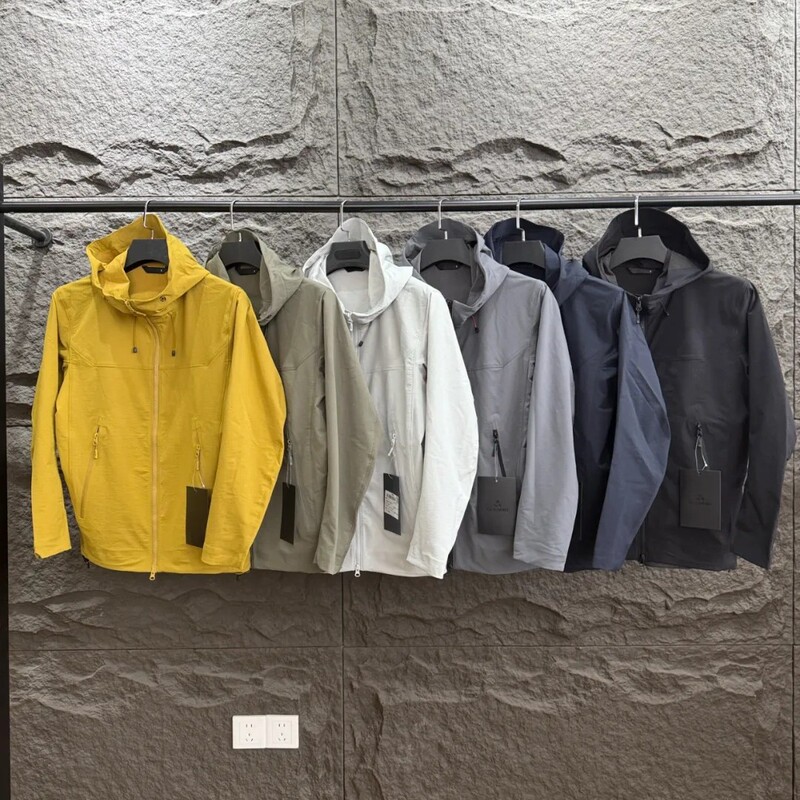 25 Autumn and Winter New Style Keller Stone Little Sun M8 Replacement Windproof and Splash-Proof Lightweight Outdoor Soft Shell Jacket with Logo