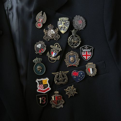 British Retro Hong Kong Style Badge Clothing Casual Accessories Navy Army Heptagonal Hexagonal Metal Commemorative Brooch Wholesale