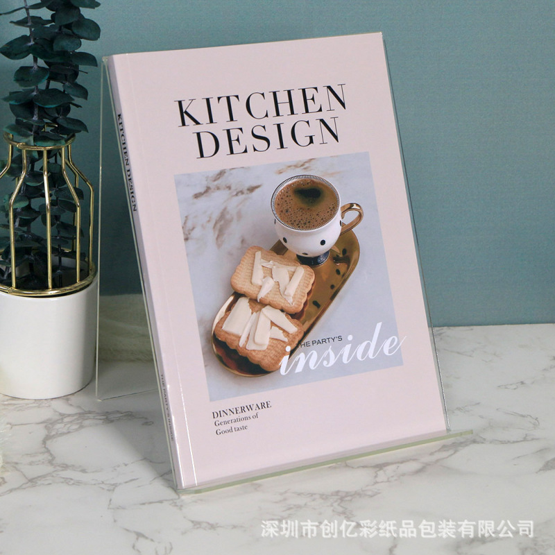 テーブル食器のサンプルプレート間の撮影装飾書ホテルレストランのグルメカフェの装飾はページをめくることができます。|undefined