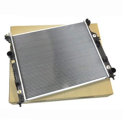 for Mercedes-Benz GL350: Water tank