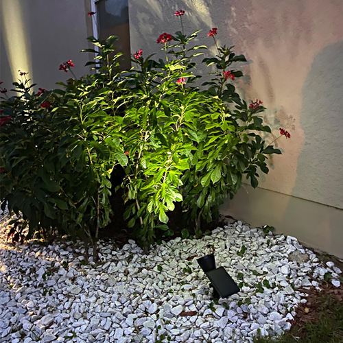 Cross-border hot selling solar outdoor ground spotlight 4led courtyard garden villa landscape lighting lawn ground light
