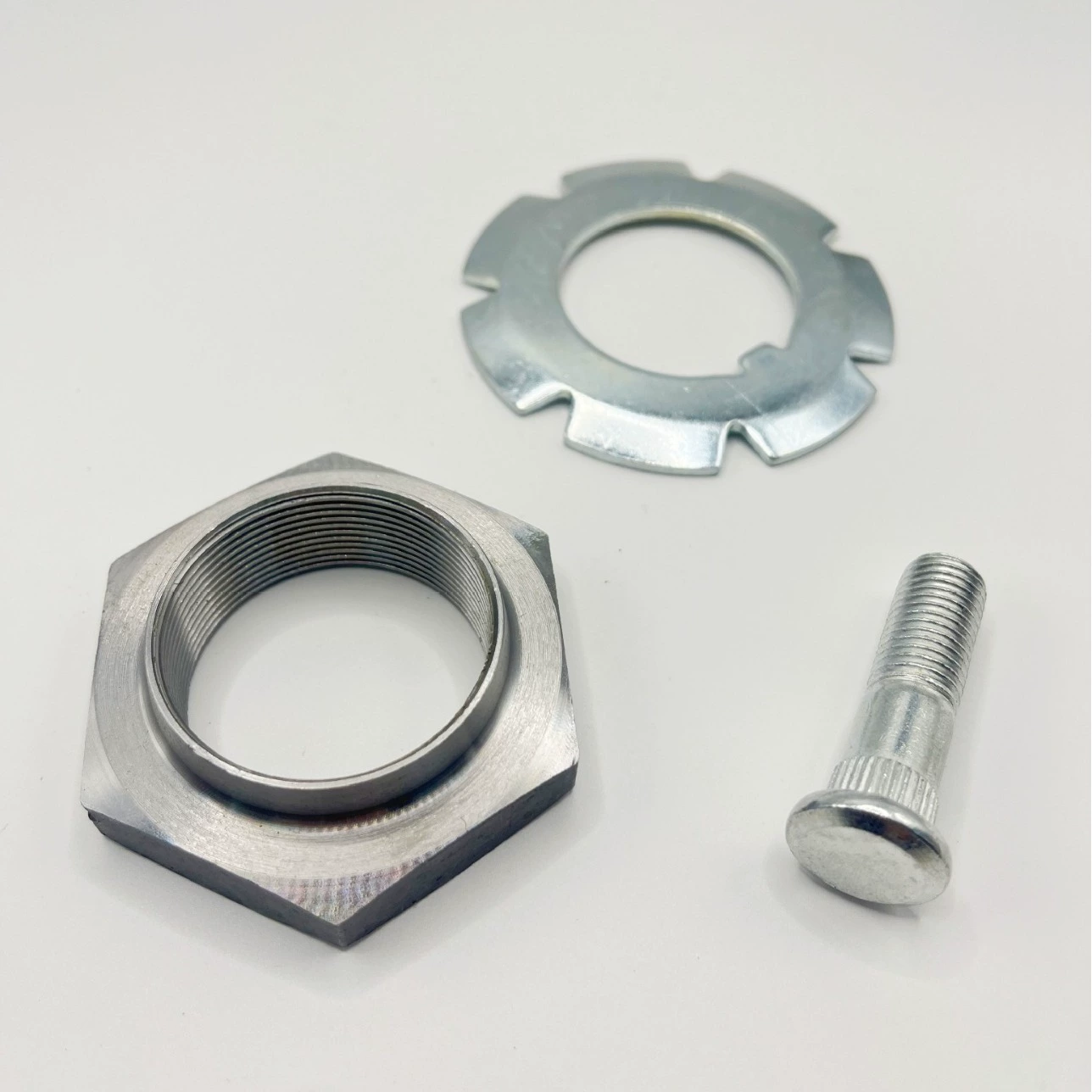 Подходит для аксессуаров приводного вала серии Toyota, гайка, прокладка винта 8-94177815 8-97086473