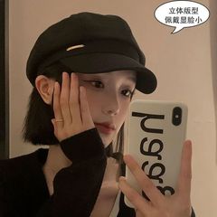 黒いベレー帽の春と秋のinsネットの赤い百合の帽子の子供の日本の大きい頭は顔の小さい八角形の画家の帽子を現します。