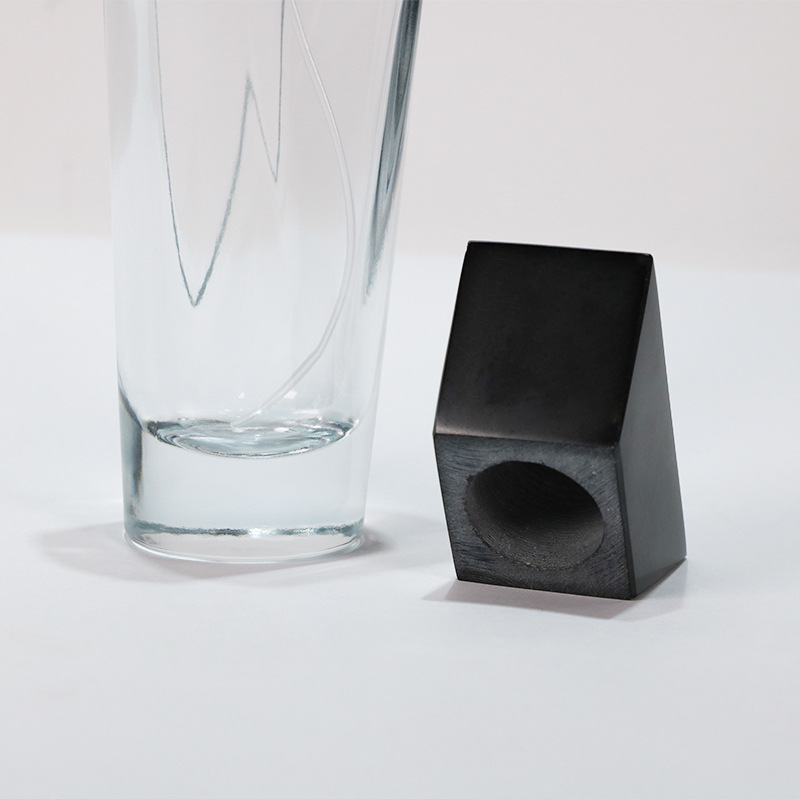 ����ʯ��׶�Ӻ�ƿ�ǲ���ƿʱ�м�Լ����С�ڼ���޹ƿ�޻��������