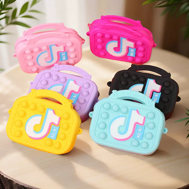 儿童手提硅胶包零钱包 解压捏捏乐玩具包 彩色幼儿挎包单肩包批发