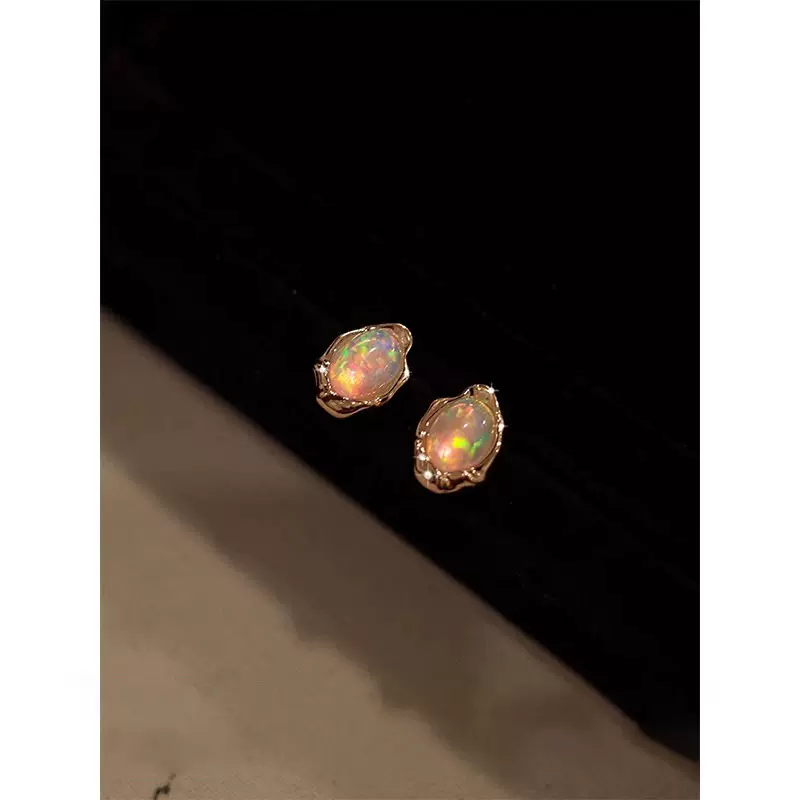 白日梦欧泊耳钉女独特小众设计高级感气质秋冬耳饰新款爆款