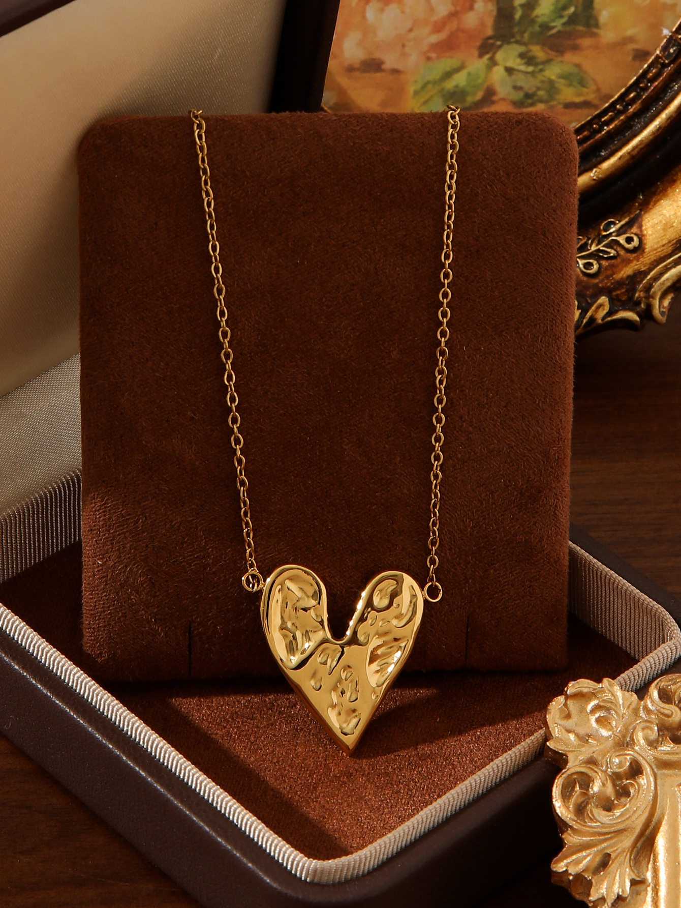 Sun, Heart Shape, Snake Pattern Wholesale Jewelry Vintage Style French Style Sun Heart Shape Snake Titanium Steel 18K Gold Plated Plating Pendant Necklace Cable Chain
