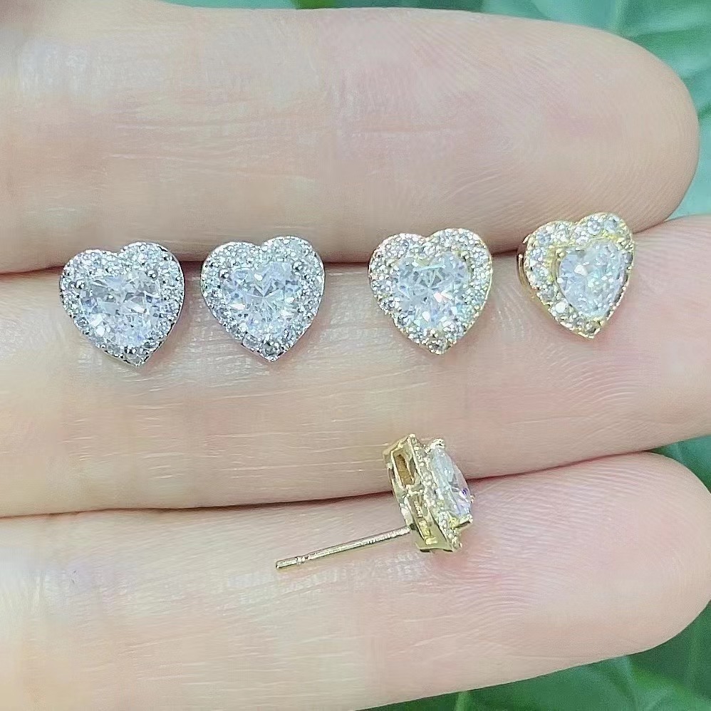 8g Weight Zircon Inlay Material Ear Studs Classification Daily Occasion Copper Material Simple Style Heart Shape Copper Ear Studs Plating Inlay Zircon Copper Earrings