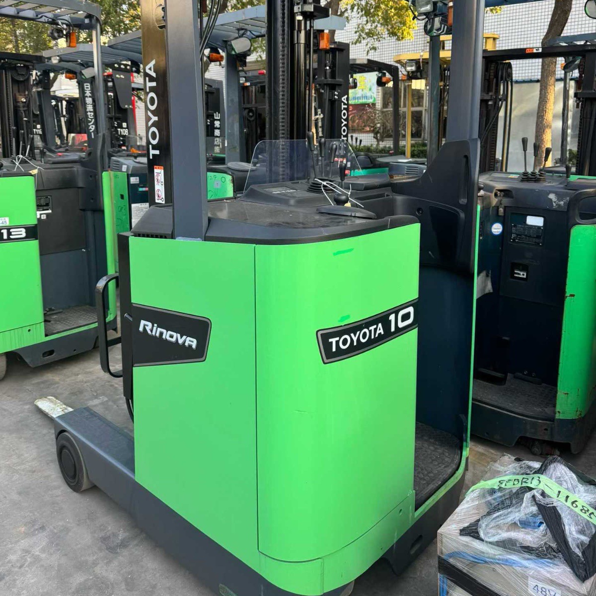 丰田叉车 二手丰田2吨电动叉车 进口丰田前移式1吨电动叉车 配件