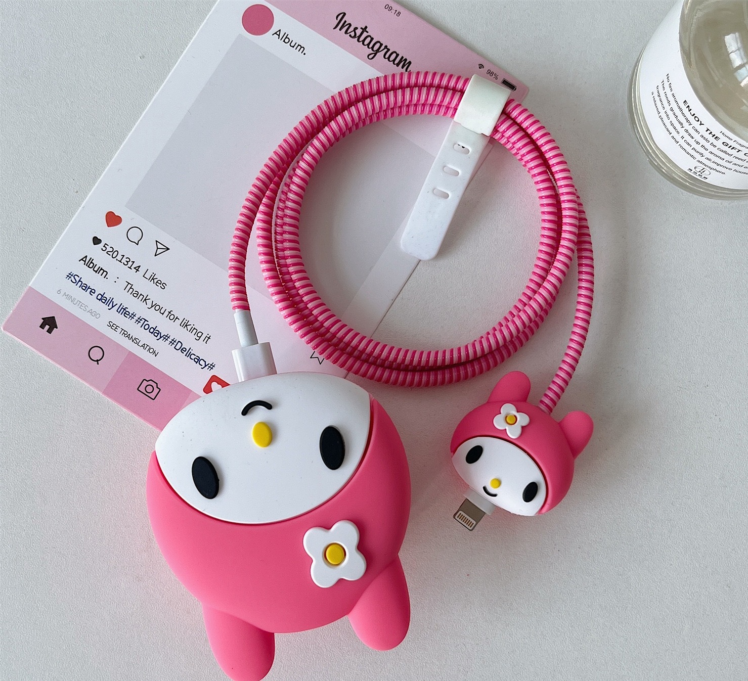 2024 nueva cubierta protectora de cabezal de carga rápida estándar británico de dibujos animados de 20W para cargador de Apple 20WPD plegable de tres enchufes