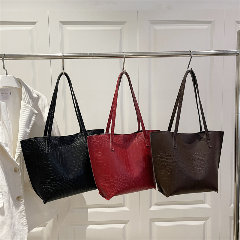 Nuovo secchiello da donna con motivo coccodrillo, stile europeo 2026, grande capacità, dal design raffinato._voghion.com