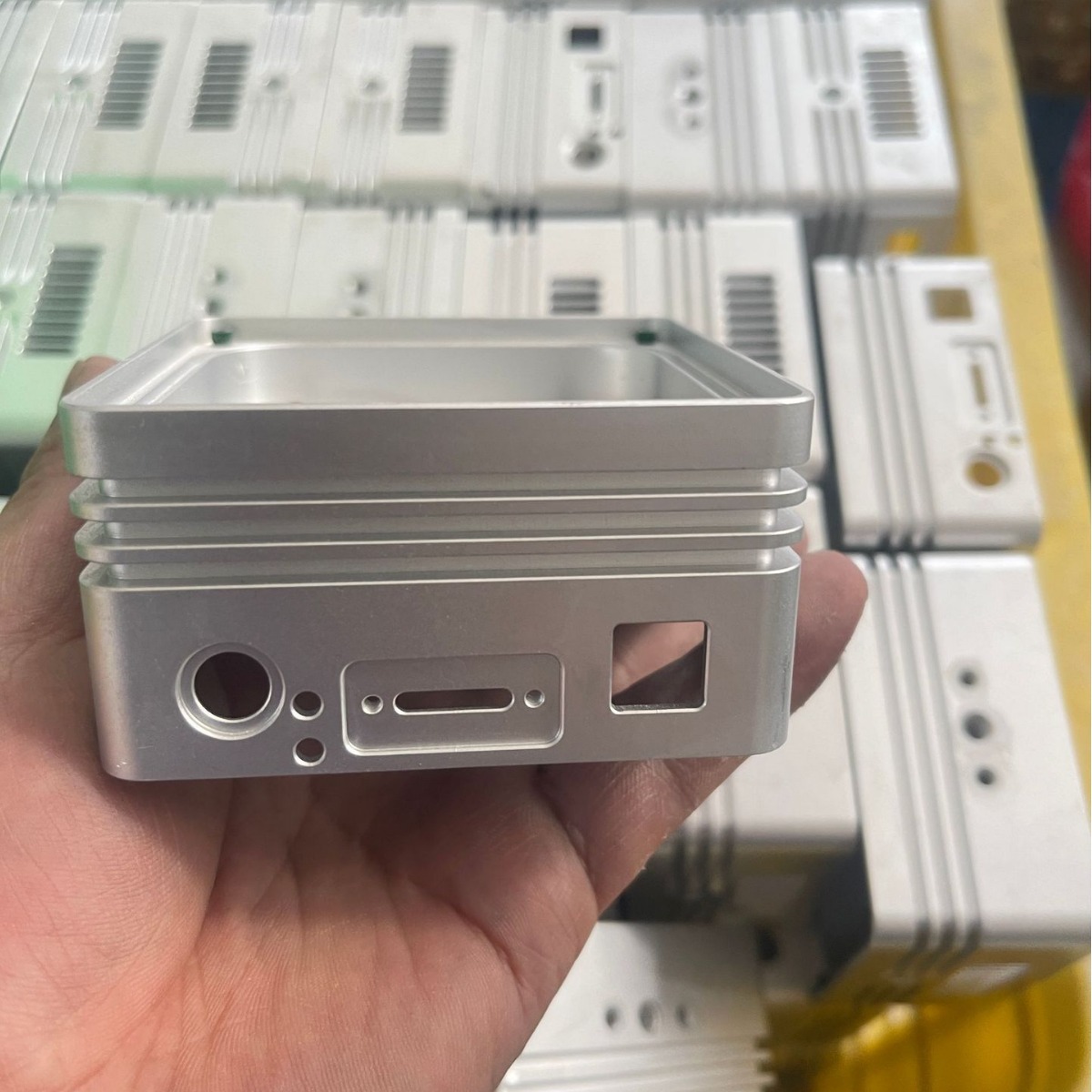 アルミ合金光学機器部品CNC加工CNC光学金属部品アルミ合金部品機械加工
