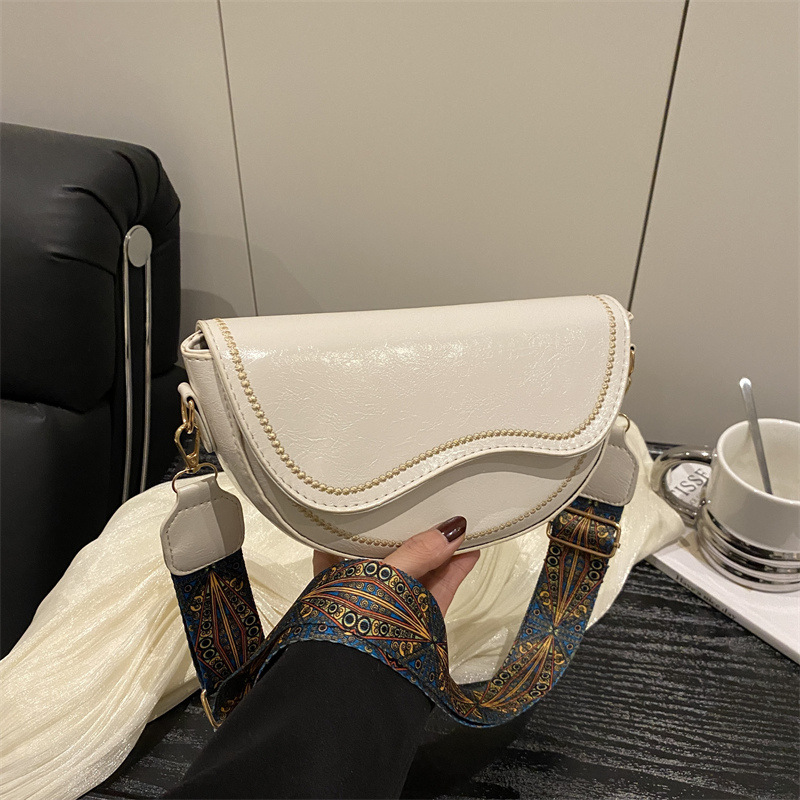 Borsa a tracolla da donna Summer Niche 2025, nuova borsa a sella con texture retrò e design elegante, ideale per l'estate 2025._voghion.com