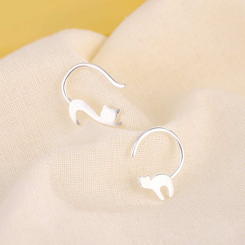 Style Simple Chat Le Cuivre Placage Boucles D'oreilles 1 Paire display picture 4