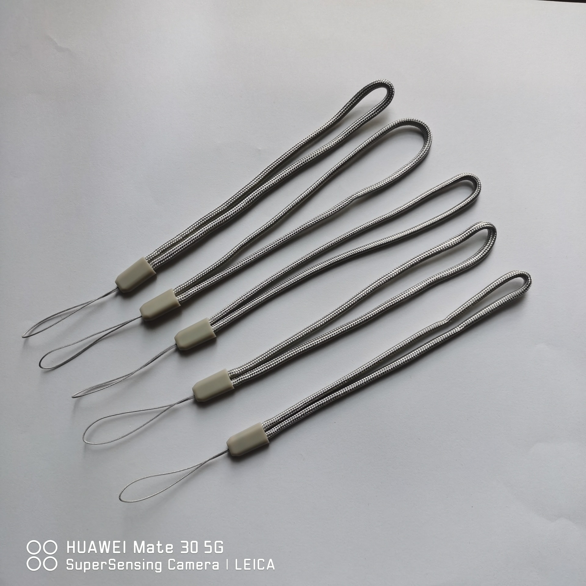 厂家3.0mm圆形尼龙手机挂绳手腕绳U盘彩色短挂绳手电筒相机吊绳