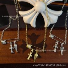 ���_�M����ʮ�ּ܎�荄e�����Ůͬ��ٴ��͹����f��H�͹�