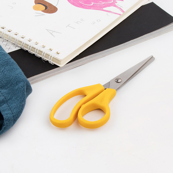 Safe children's scissors stainless steel