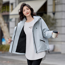 2025秋季新款时尚休闲连帽冲锋外套女高级感超好看夹棉上衣LU9079