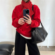 新款四季青2024冬季百搭舒适洋气喜庆大红色加绒圆领卫衣女配围巾