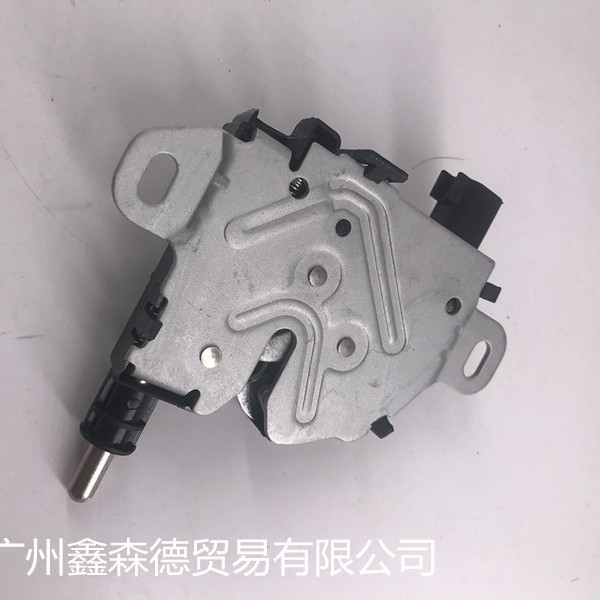 Cerradura de puerta de la venta directa actuador de la cerradura de puerta del control central cerradura de puerta del coche mecanismo de la cerradura de puerta 3M5116700AB