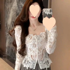 纯欲风方领打底蕾丝衫女春季新款高级感收腰修身显瘦内搭长袖上衣