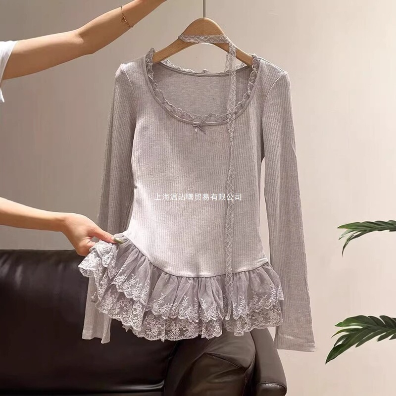 Korean-style sweet lace trim long-sleeve t-shirt for women, new autumn and winter model, slim-fit, waist-accentuating, base layer top with regular shoulder design Korean-style sweet lace trim long-sleeve t-shirt for women, new autumn and winter model, slim-fit, waist-accentuating, base layer top with regular shoulder design