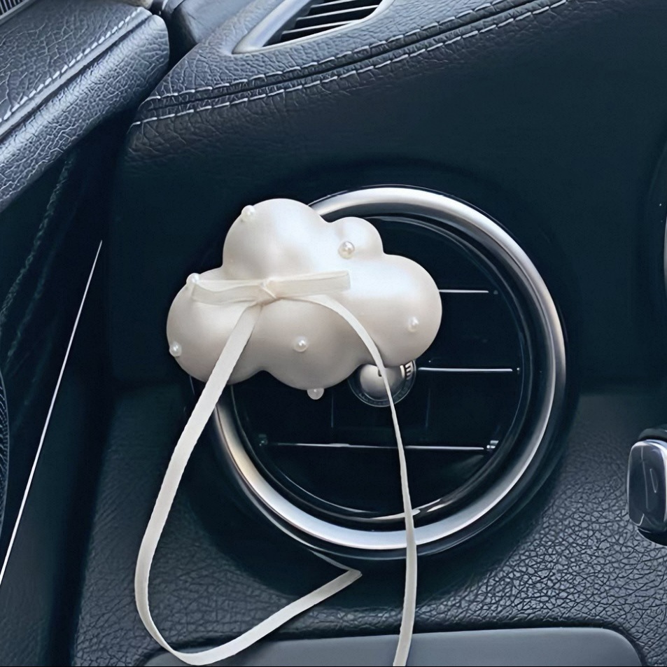 Original handmade high-end pearl cloud air vent fragrance diffuser car perfume air conditioner vent decoration