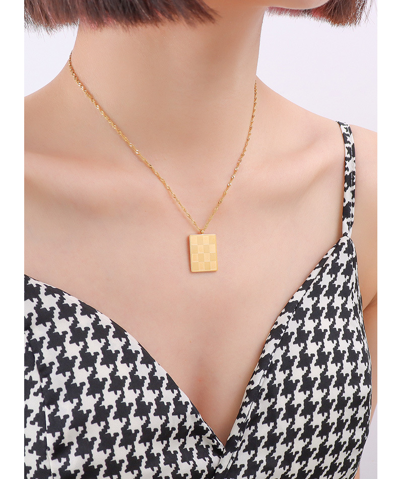Cross-border Hot-selling Retro Checkerboard Square Brand Necklace Titanium Steel Clavicle Chain 18k Real Gold Plated Jewelry display picture 4