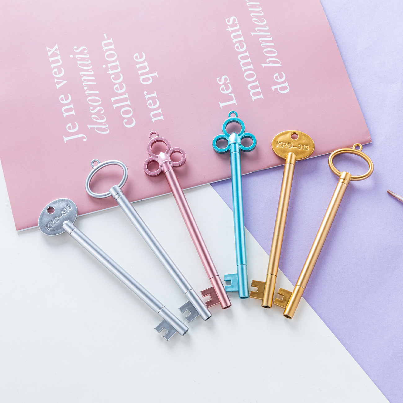 Creative stationery key modeling gel pen can be printed logo office stationery black ink pen sign pen manufacturers wholesale
