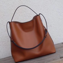 新款小众托特女包大容量真皮软皮通勤包高级感牛皮大包商务