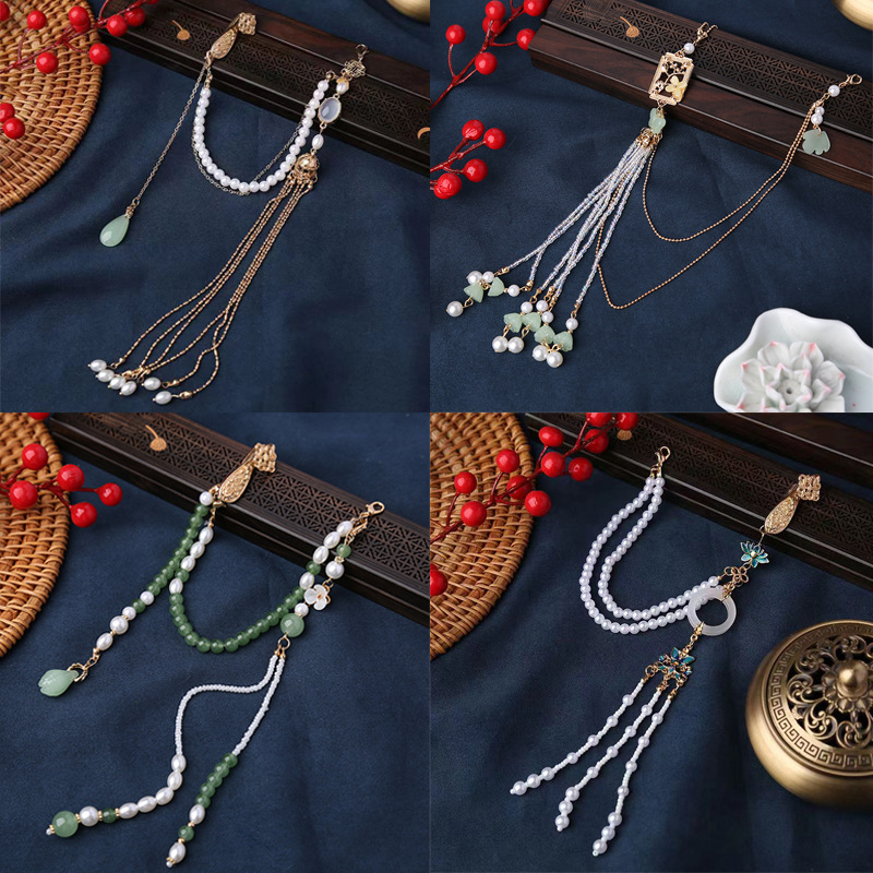Chinese Cheongsam Antique Tassel Hanfu Pressure Break Jewelry Classical Brooch Elegant Tea Clothing Pendant National Fashion Vintage Pendant