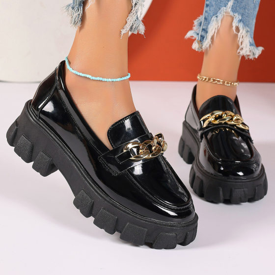 Thick Bottom Thick Heeled British Style Leather Shoes Women's 2024 New Winter Vintage Metal Buckle Slip-on Loafers