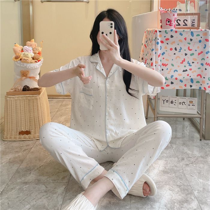 Pijamas transfronterizos al por mayor para mujer nube algodón otoño verano rebeca solapa pantalones de manga corta traje de servicio a domicilio simple y cómodo