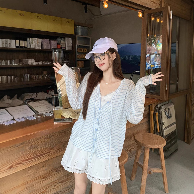 韓国ストライプレース薄いテンセル日焼け止めセーター女性のための 2025 夏の新しいルーズ V ネックトップカーディガン|undefined