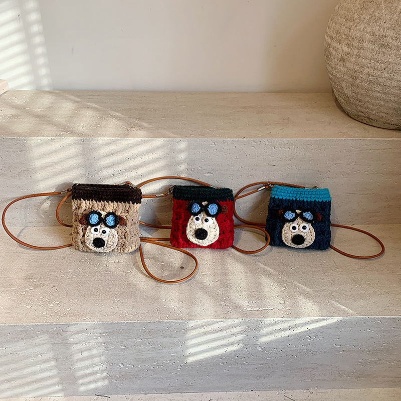 Bolsa de hombro de dibujos animados para niños y niñas, productos acabados de gancho tejido a mano, lindos cachorros, mochila de bebé 2025 nueva bolsa para niños