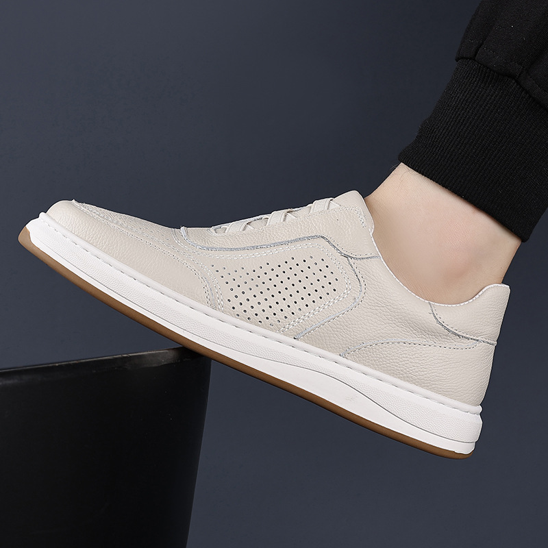 Piel de vaca de primera capa 2025 verano nuevo estilo sandalias de hombre cuero casual perforado hueco transpirable zapatos de cuero para hombre