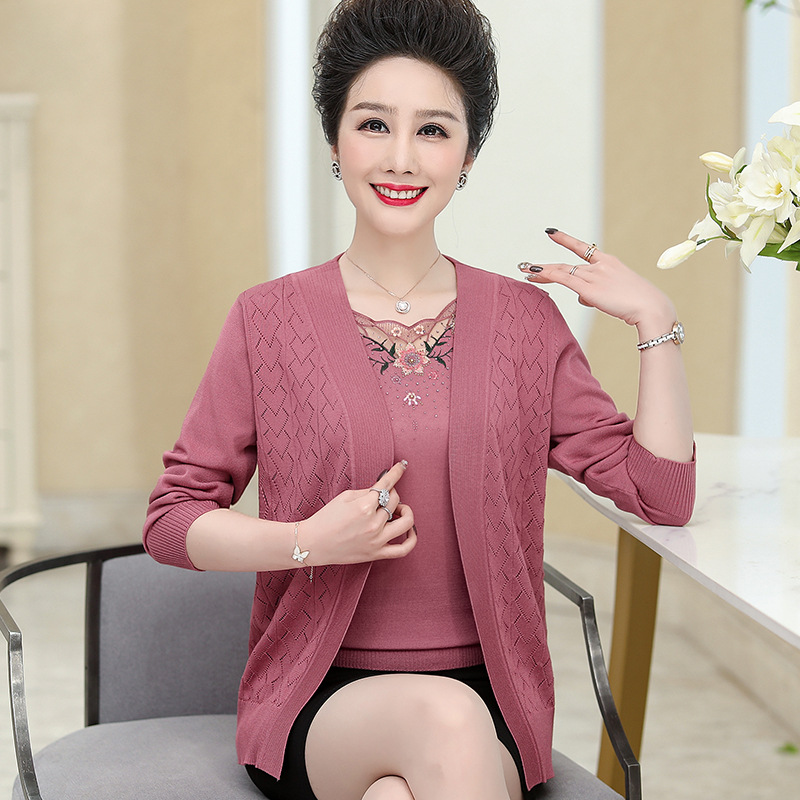 Middle-aged and elderly women's sweater two-piece set spring and autumn summer wearable fashion round neck short sleeve plus long sleeve shawl mother's outfit