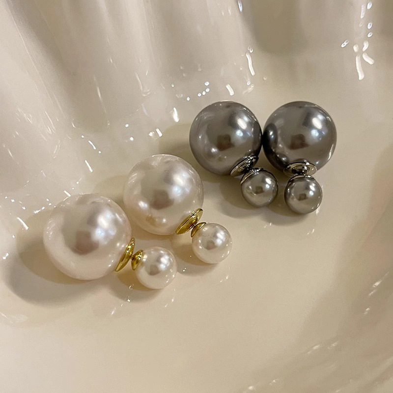 Double-sided pearl stud earrings for Women New 2023 popular simple elegant earrings niche design high-grade light luxury earrings