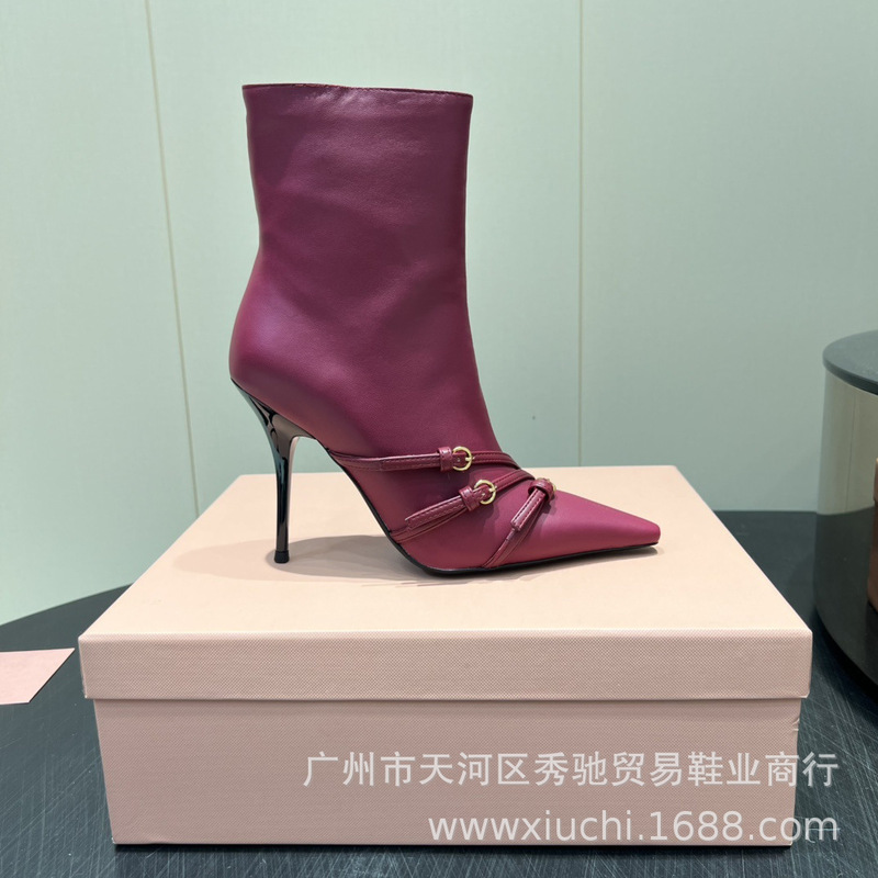 2025新品缪家尖头扣带短筒靴高跟细跟短靴时装短靴高端真皮女靴|undefined
