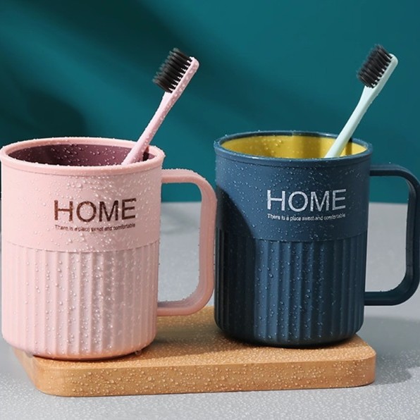 Creative Two-tone Mouthwash Cup For Home Use, Plastic With Handle, Contrasting Color Water Toothbrush Couple's Cup,_voghion.com