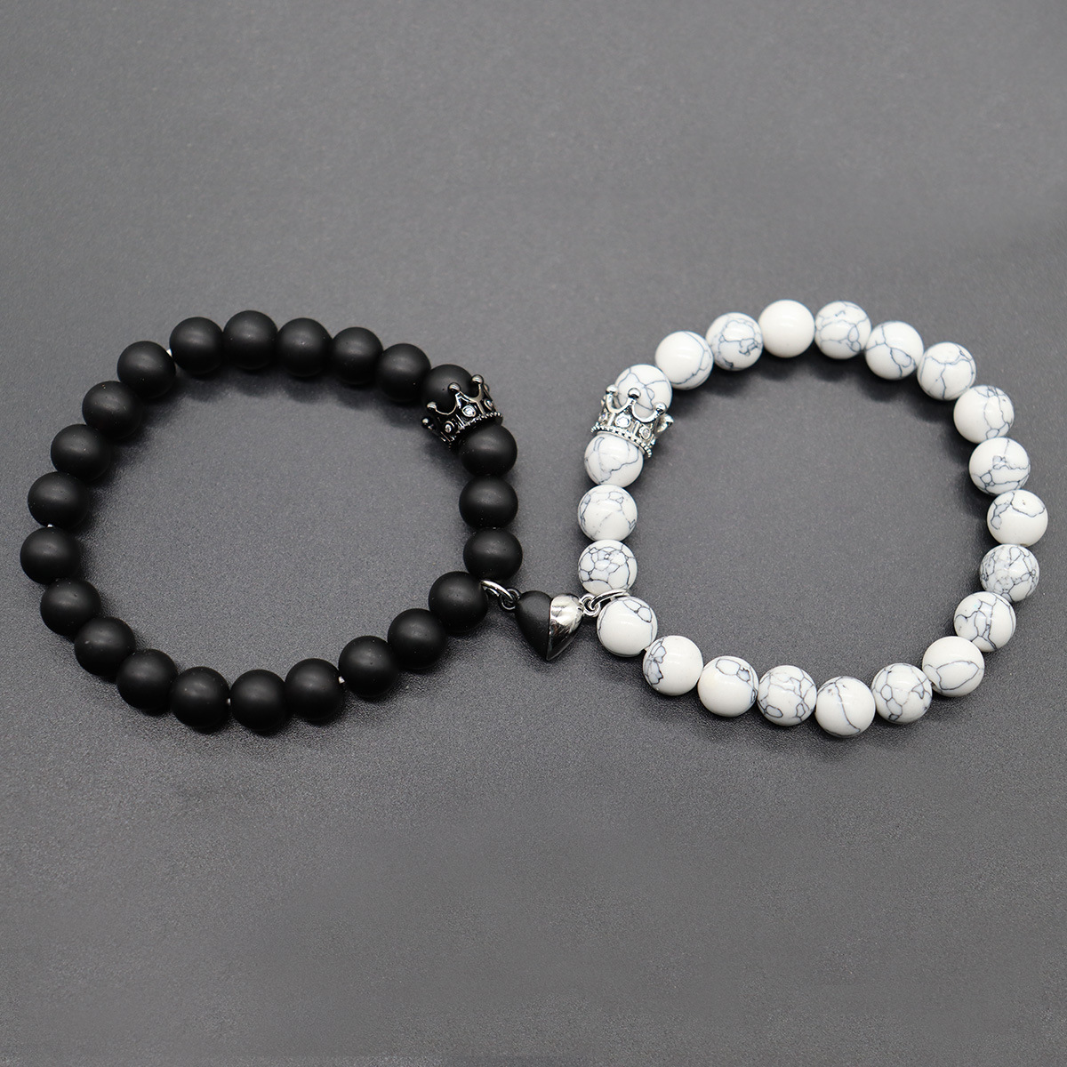 欧米のクロスボーダーtkがよく売れています。