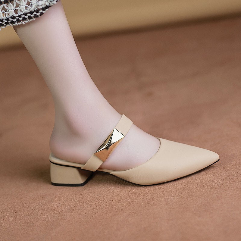 Pointed-Toe Mules for Women with Thin Heels, Suitable for Outdoor Wear, 2026 Summer New Style, Versatile High-Heeled Sandals, Lightweight