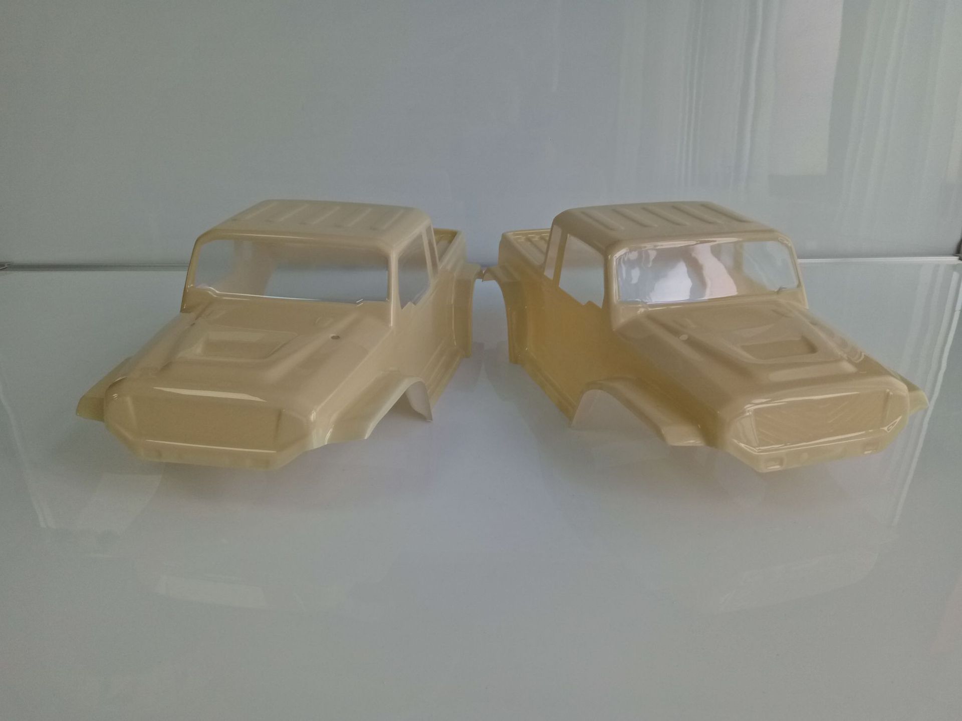 PVC丝印车壳 吸塑车壳 PC遥控车塑料壳 吸塑PVC玩具车壳 PVC车壳