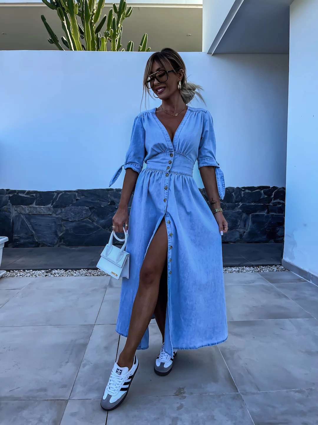 Women's Regular Dress Streetwear V Neck Short Sleeve Solid Color Midi Dress Daily display picture 3