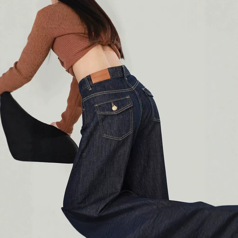 Retro dark blue wide-leg jeans for women, 2026 spring and autumn, high-waisted, slimming, versatile, loose straight pants for petite figures Retro dark blue wide-leg jeans for women, 2026 spring and autumn, high-waisted, slimming, versatile, loose straight pants for petite figures