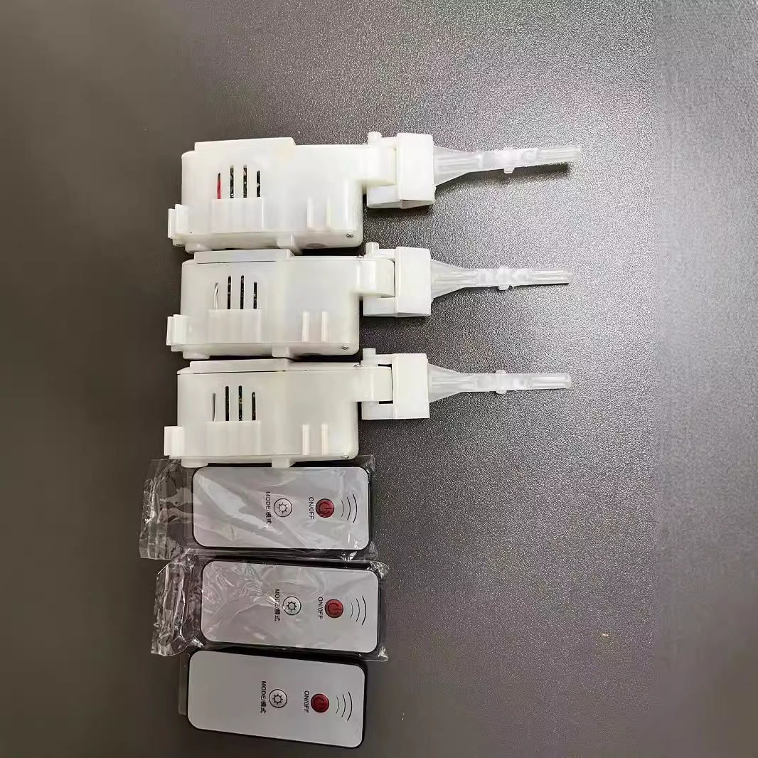 점프 전기 스윙 USB 스윙 물고기 시뮬레이션 봉제 장난감 원격 제어 슬리핑 스윙 원격 제어 작은 물고기 운동