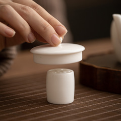 Ceramic lid holder Kung Fu tea set Chinese tea ceremony accessories mutton fat jade white porcelain simple lid holder teapot lid holder