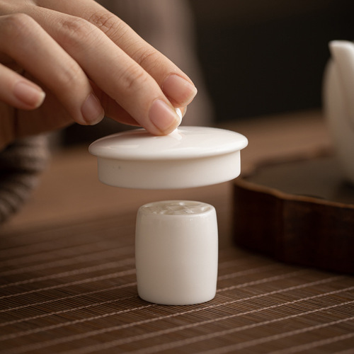Ceramic lid holder Kung Fu tea set Chinese tea ceremony accessories mutton fat jade white porcelain simple lid holder teapot lid holder