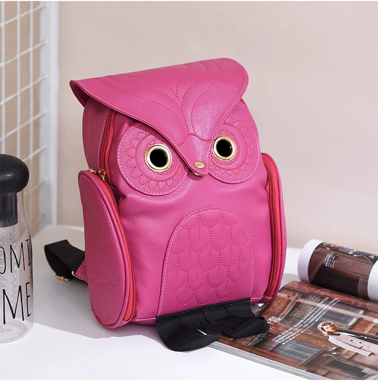 Trend backpack, fashionable cartoon three dimensional travel bag